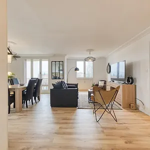 Magnificent Apartment, 4 Bedrooms, Fiber Wifi Grenoble
