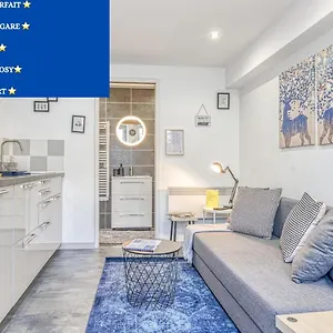 Le Petit Parfait Confort Gare Hamac Netflix Grenoble
